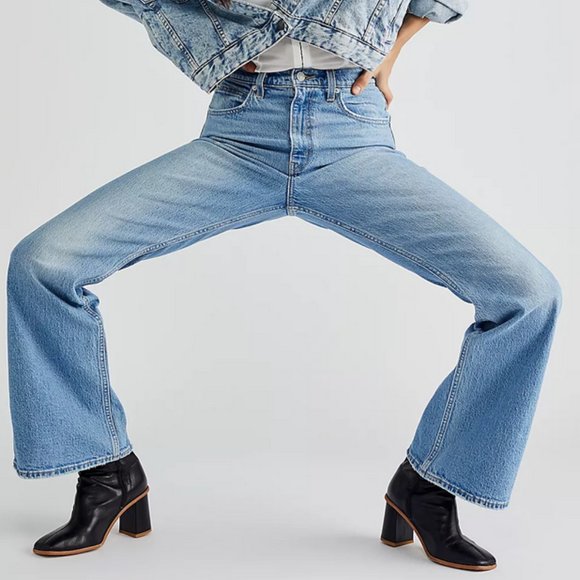 Levi's 70's High Flare Put It Back Jeans in Marin Babe for Free People NWT - Picture 5 of 15